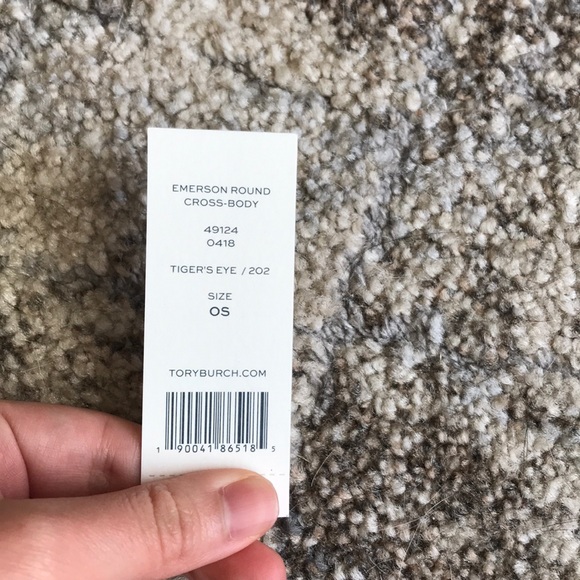 SOLD! Tory Burch Emerson Round Crossbody - Picture 6 of 6